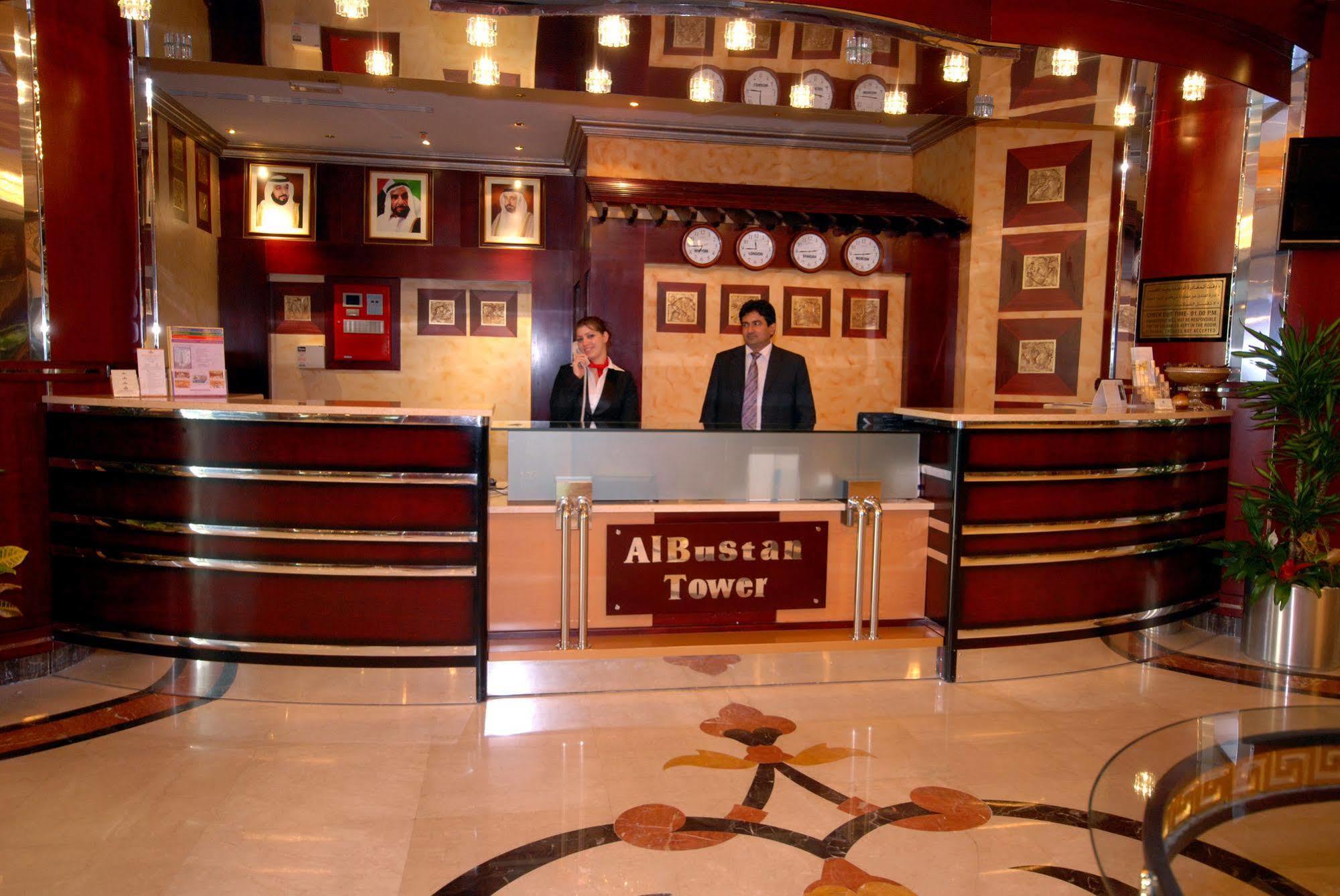 Al Bustan Tower Hotel Suites Шарджа Екстер'єр фото